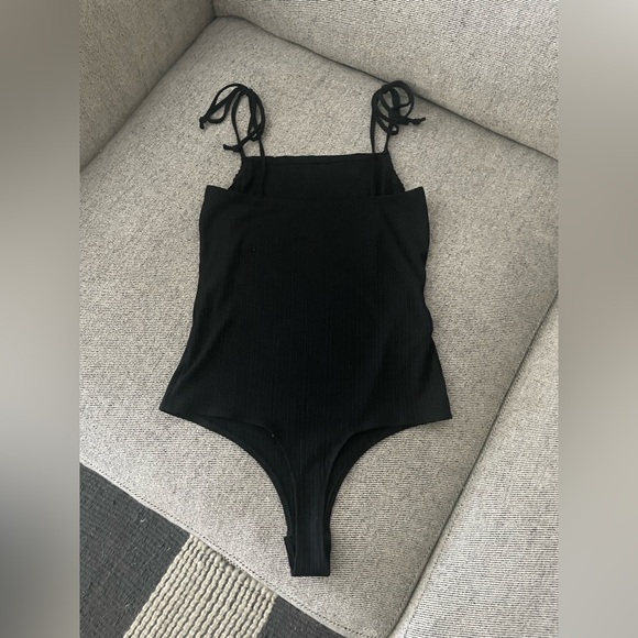 BCBGeneration Ribbed Tie Strap Bodysuit - Picture 2 of 3